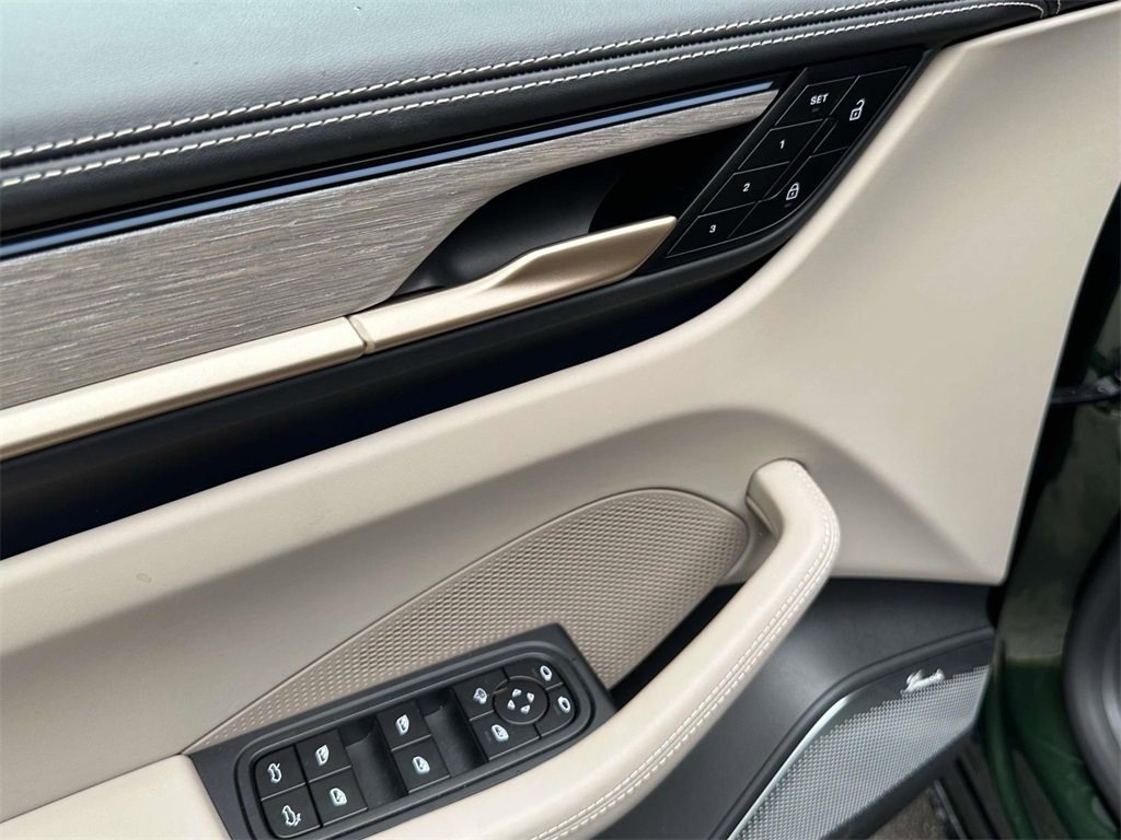 Certified 2024 Porsche Macan Turbo Electric image 17