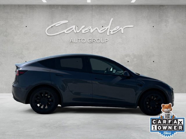 Used 2023 Tesla Model Y Long Range AWD/4WD image 17