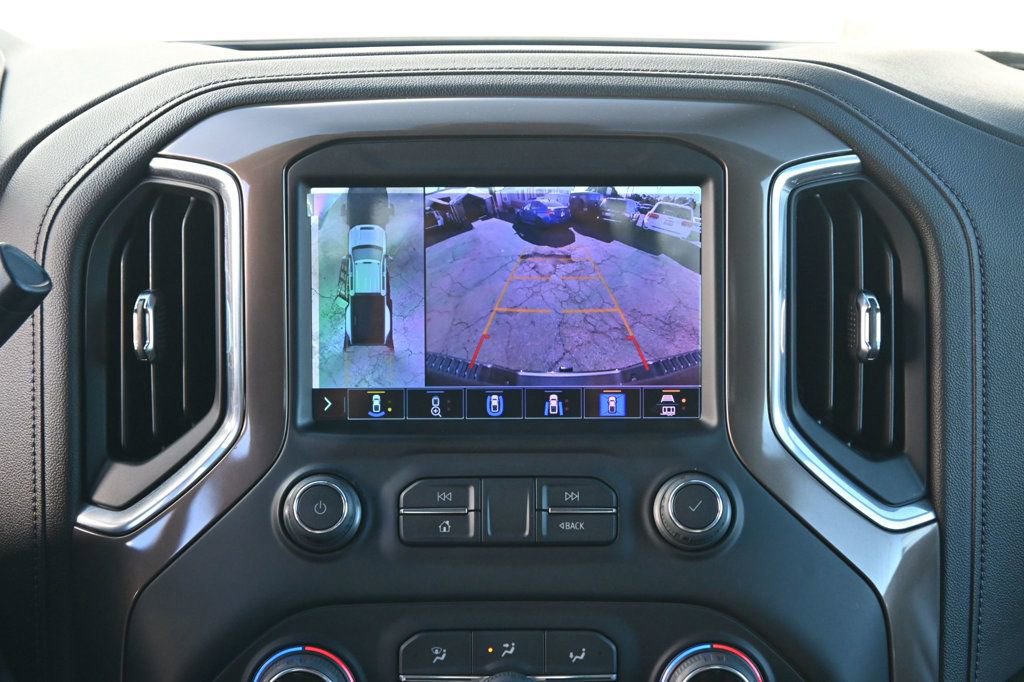 Used 2022 Chevrolet Silverado 3500 High Country image 17