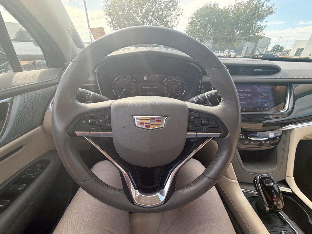 Used 2024 Cadillac XT6 Premium Luxury w/ LPO, Floor Liner Package AWD/4WD image 19