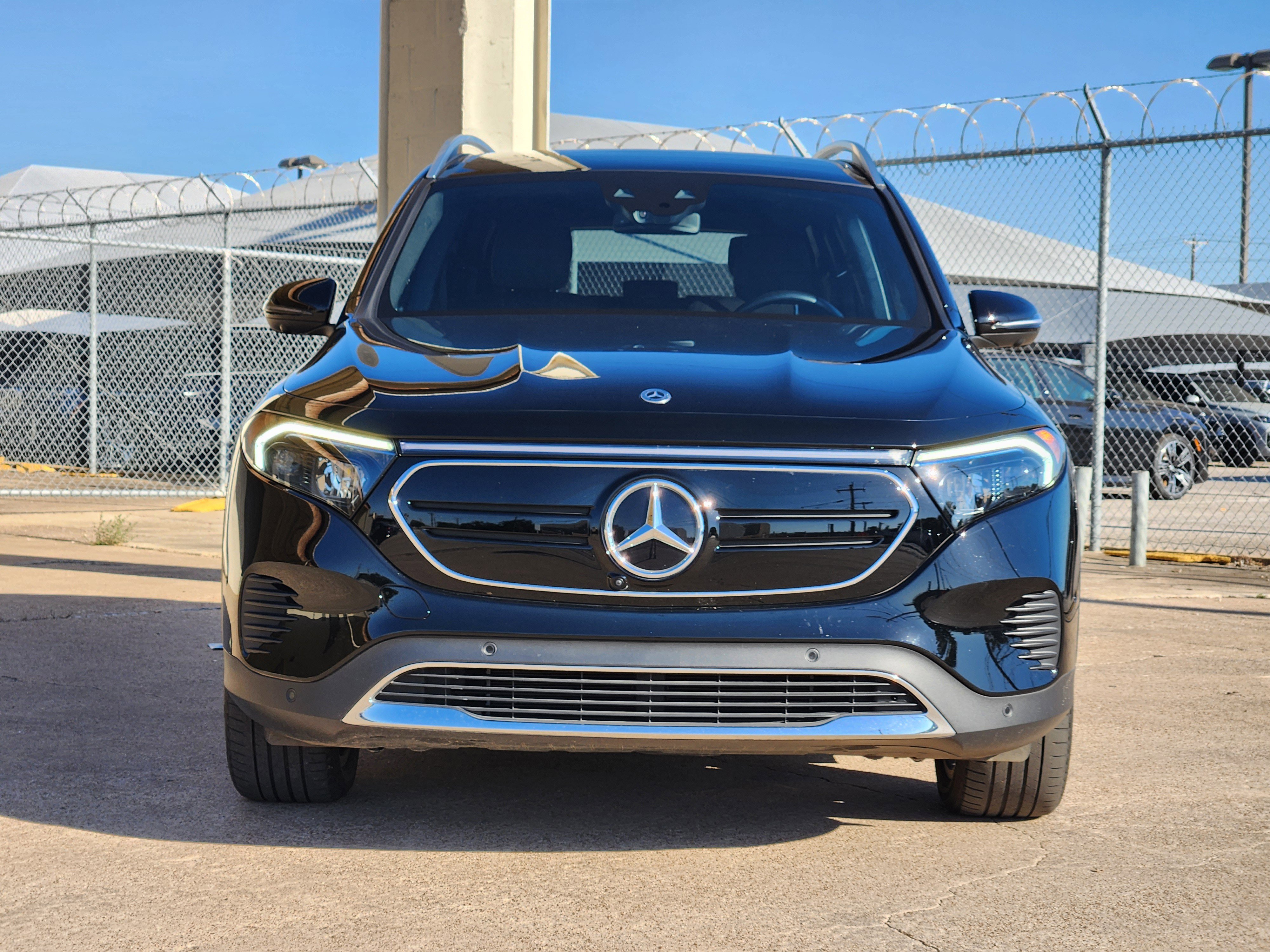 Certified 2023 Mercedes-Benz EQB 250+ image 8