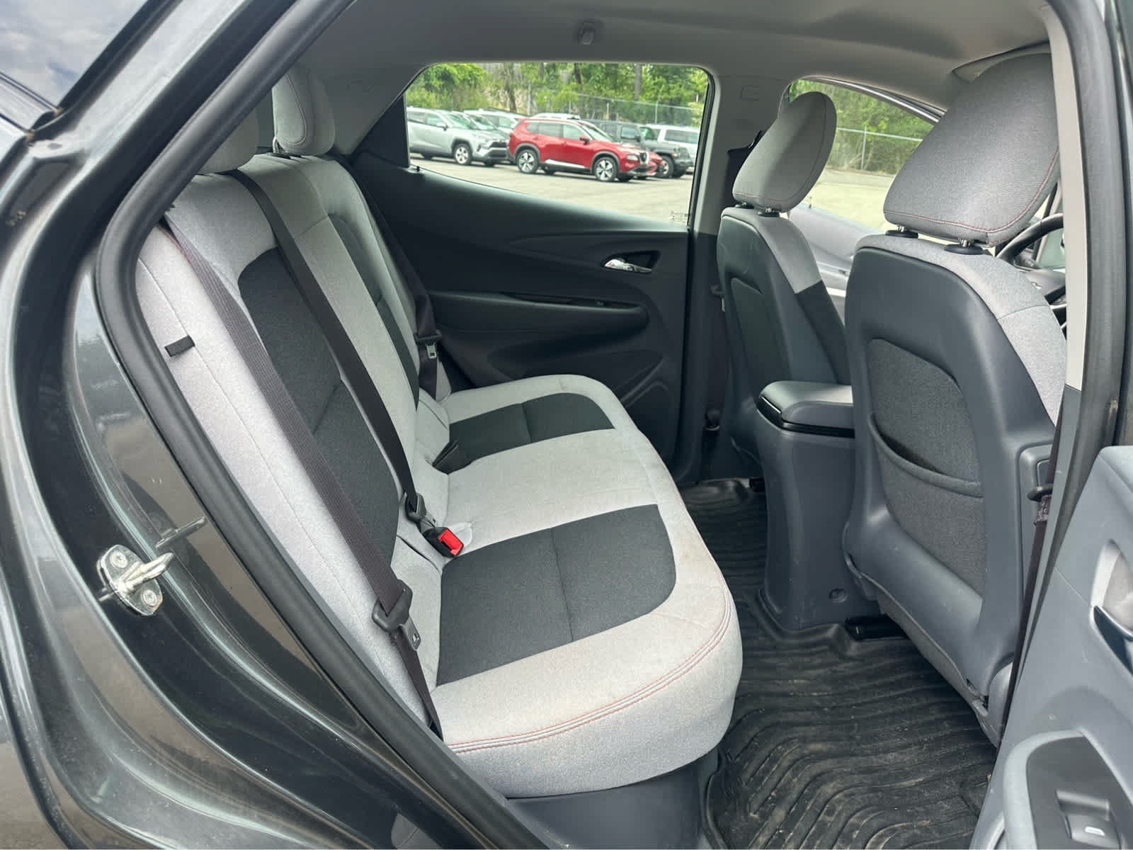 Used 2017 Chevrolet Bolt LT FWD image 21
