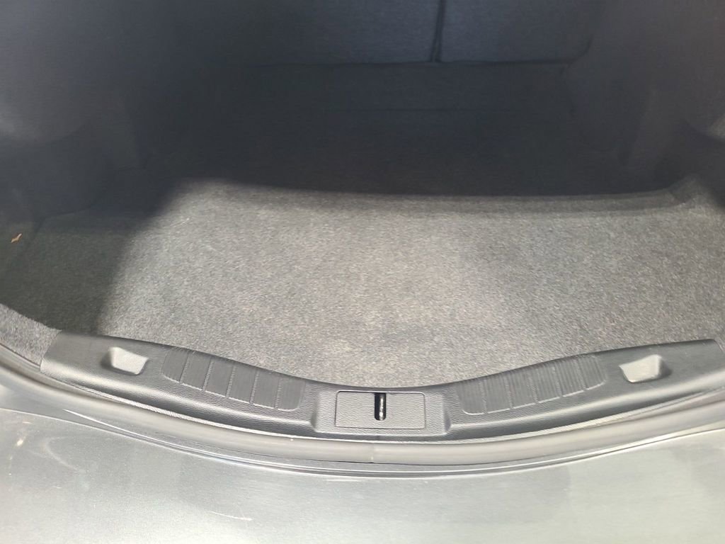 Used 2020 Ford Fusion S image 10