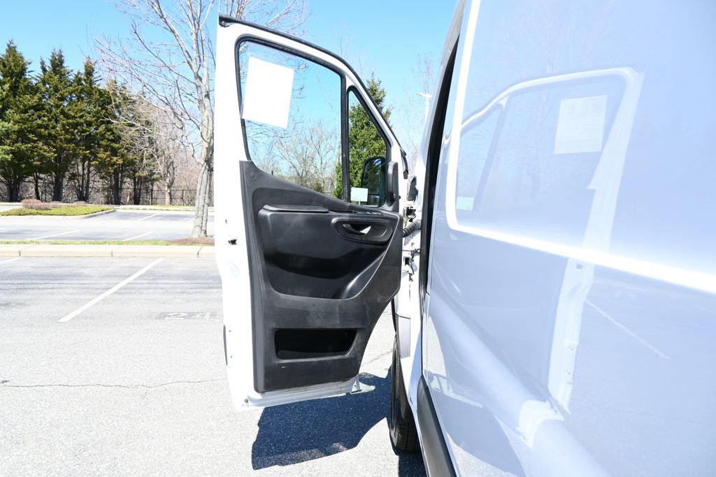 Used 2023 Mercedes-Benz Sprinter 144 Cargo image 26
