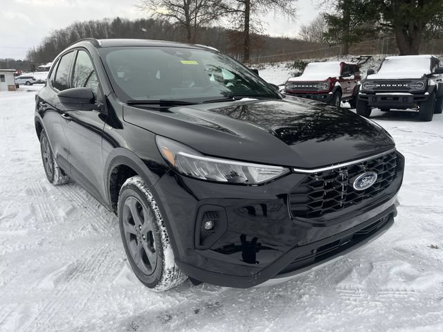 New 2026 Ford Escape ST-Line Select w/ Tech Pack #1 AWD/4WD image 11