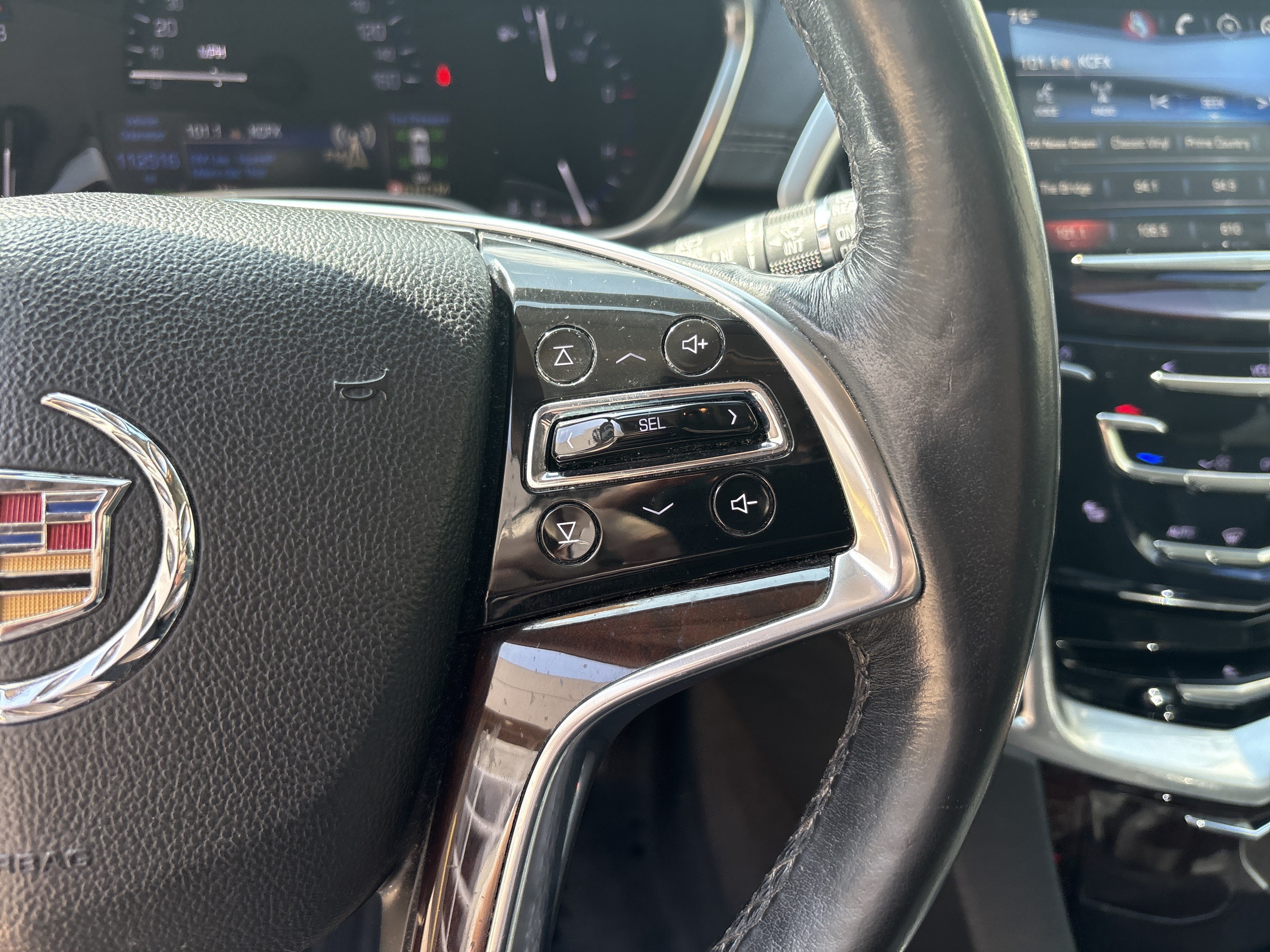 Used 2016 Cadillac SRX Luxury AWD/4WD image 20