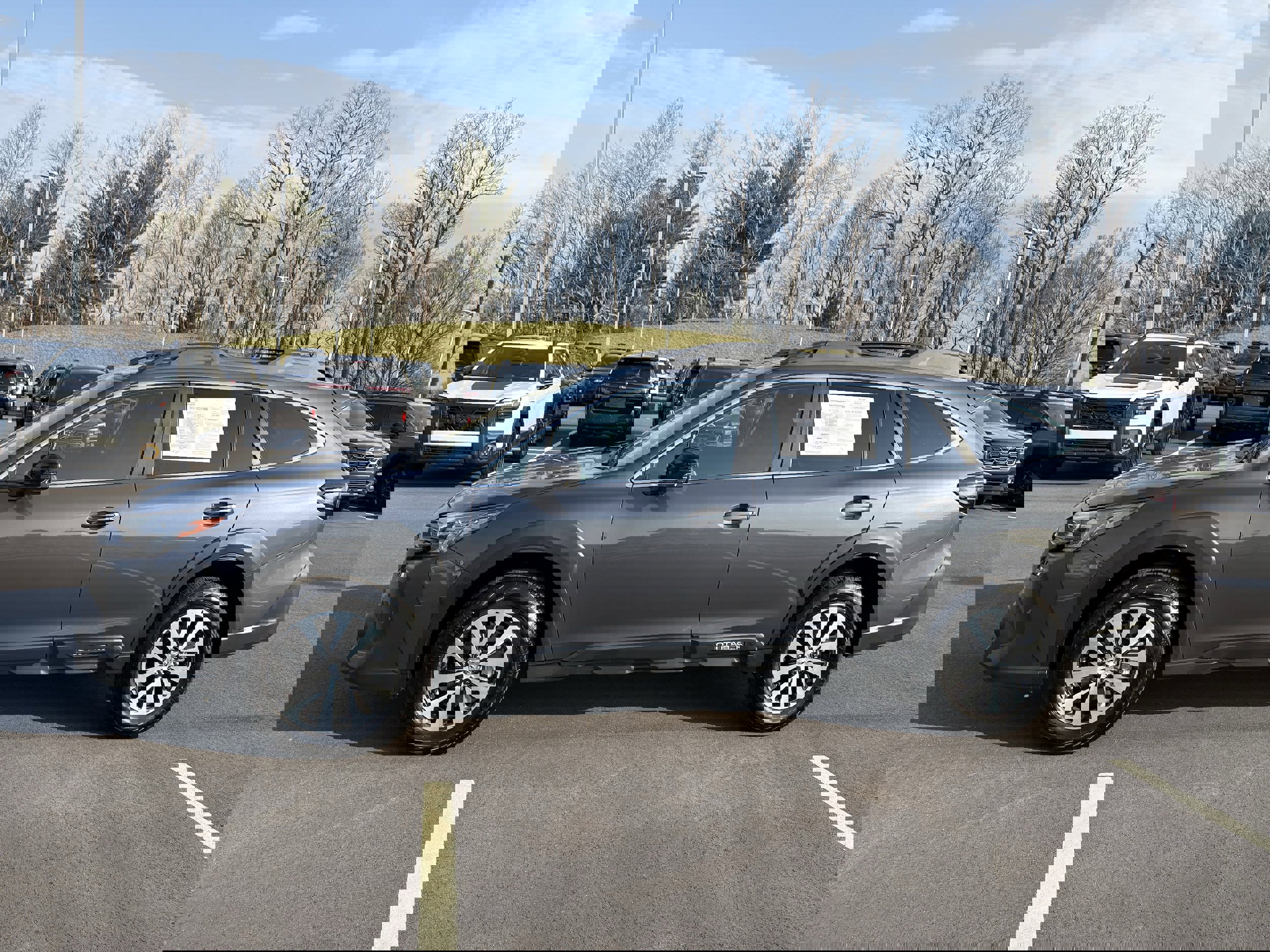 Certified 2025 Subaru Outback Premium image 4