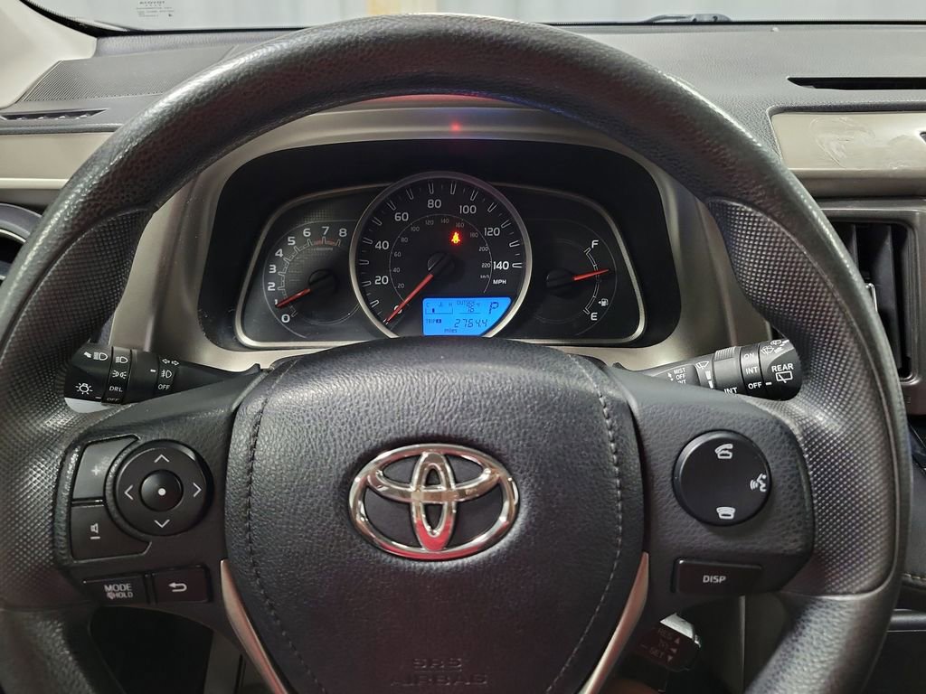 Used 2014 Toyota RAV4 XLE image 15