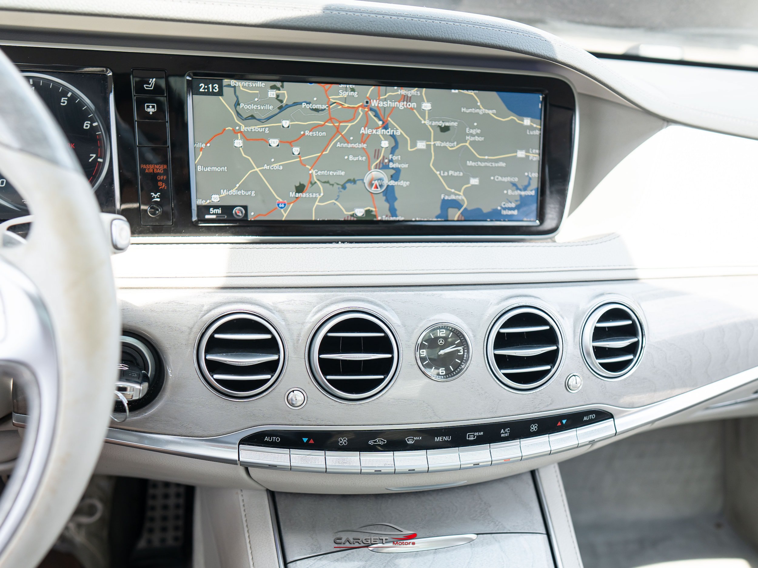 Used 2016 Mercedes-Benz S 550 4MATIC Sedan image 31