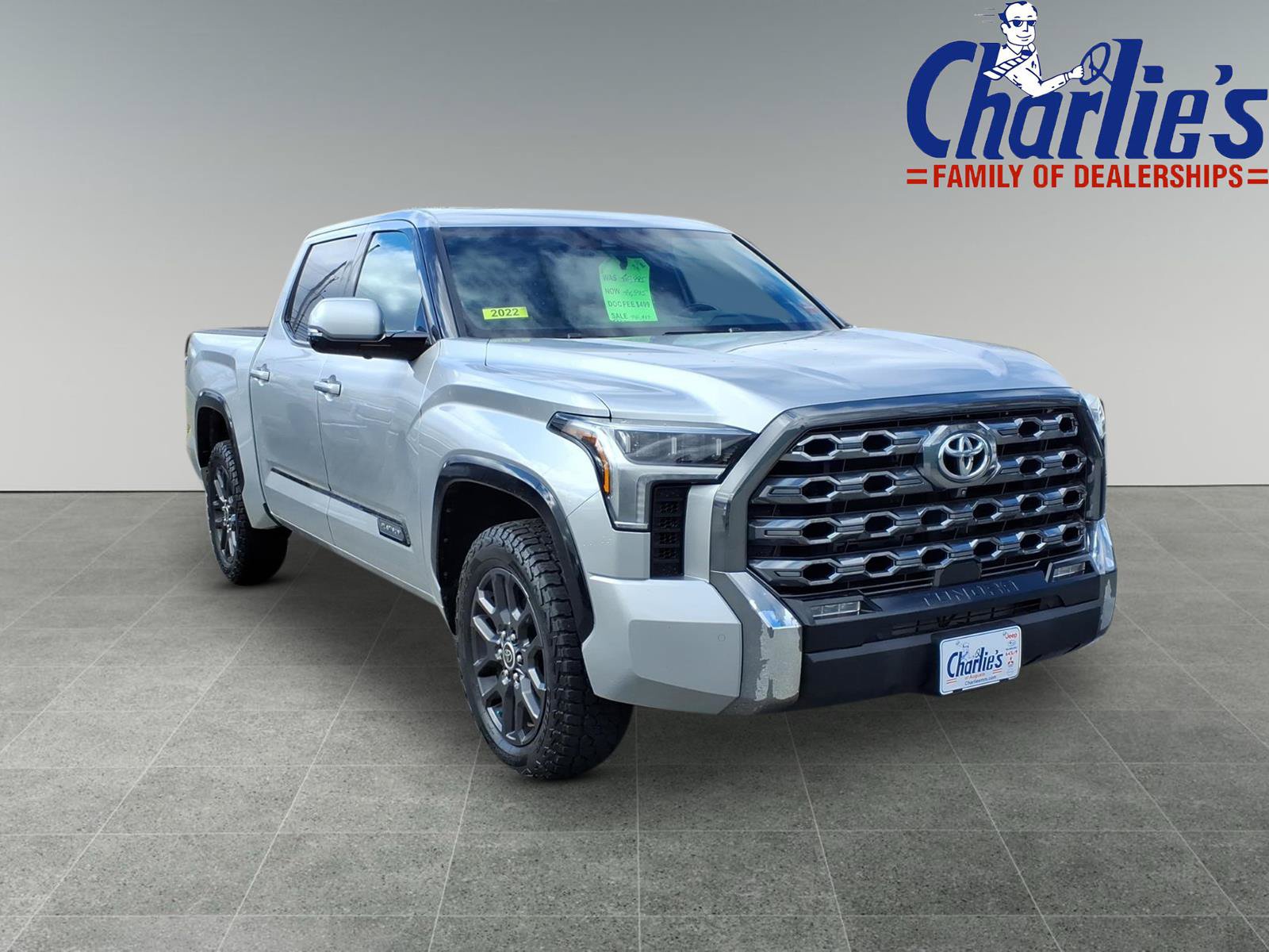 Used 2022 Toyota Tundra Platinum AWD/4WD image 3