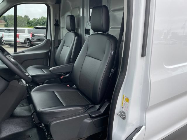 New 2026 Ford Transit 150 148 Medium Roof AWD image 20