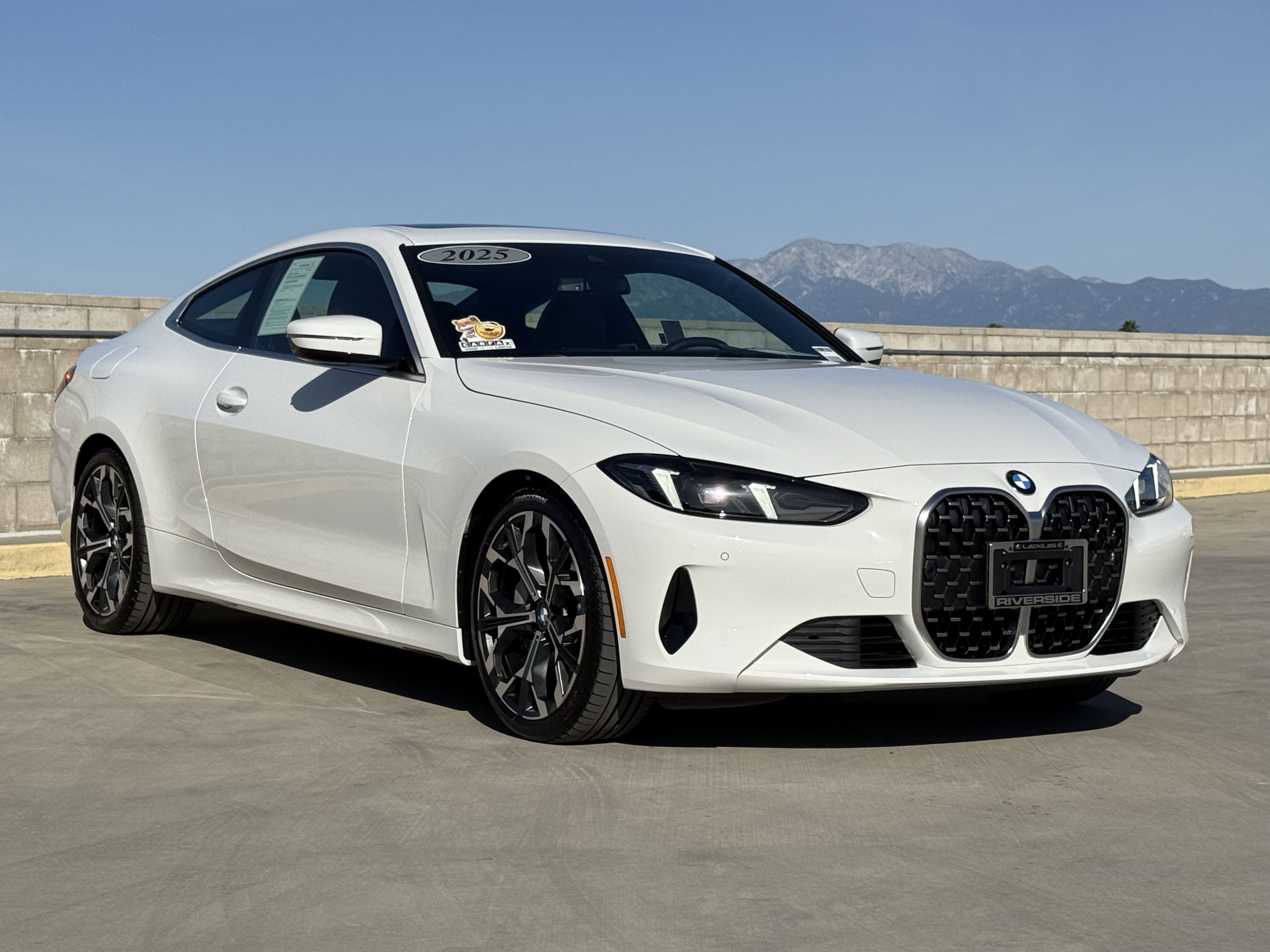 Used 2025 BMW 430i Coupe w/ Convenience Package image 2