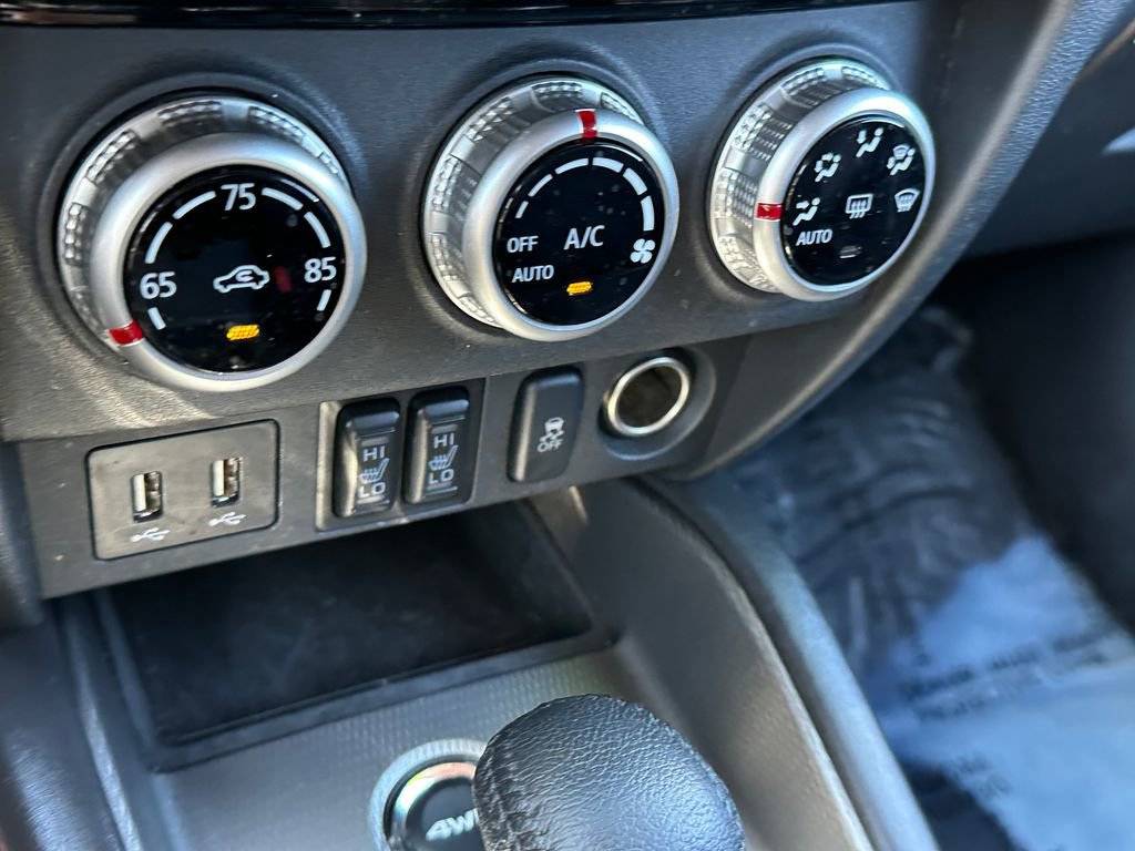 Used 2025 Mitsubishi Outlander Sport SE image 28