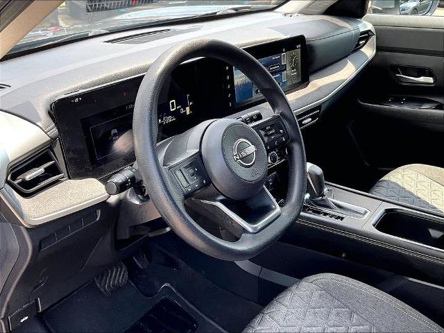Certified 2025 Nissan Kicks SV AWD/4WD image 8