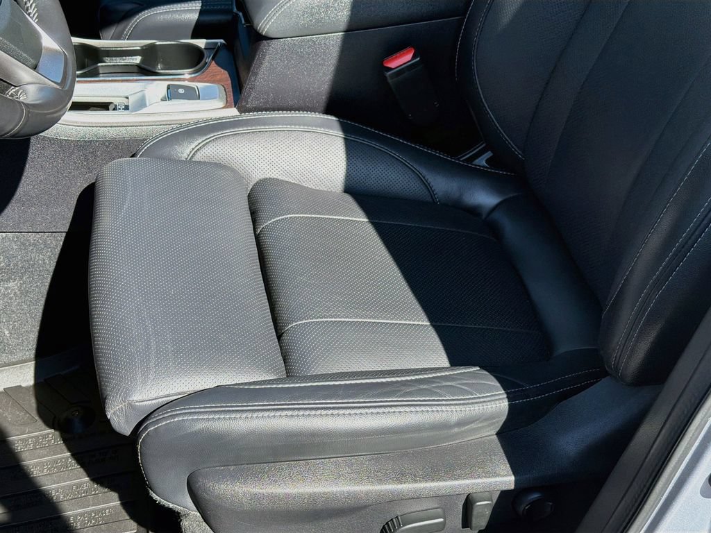 Used 2022 Subaru Ascent Touring AWD/4WD image 20