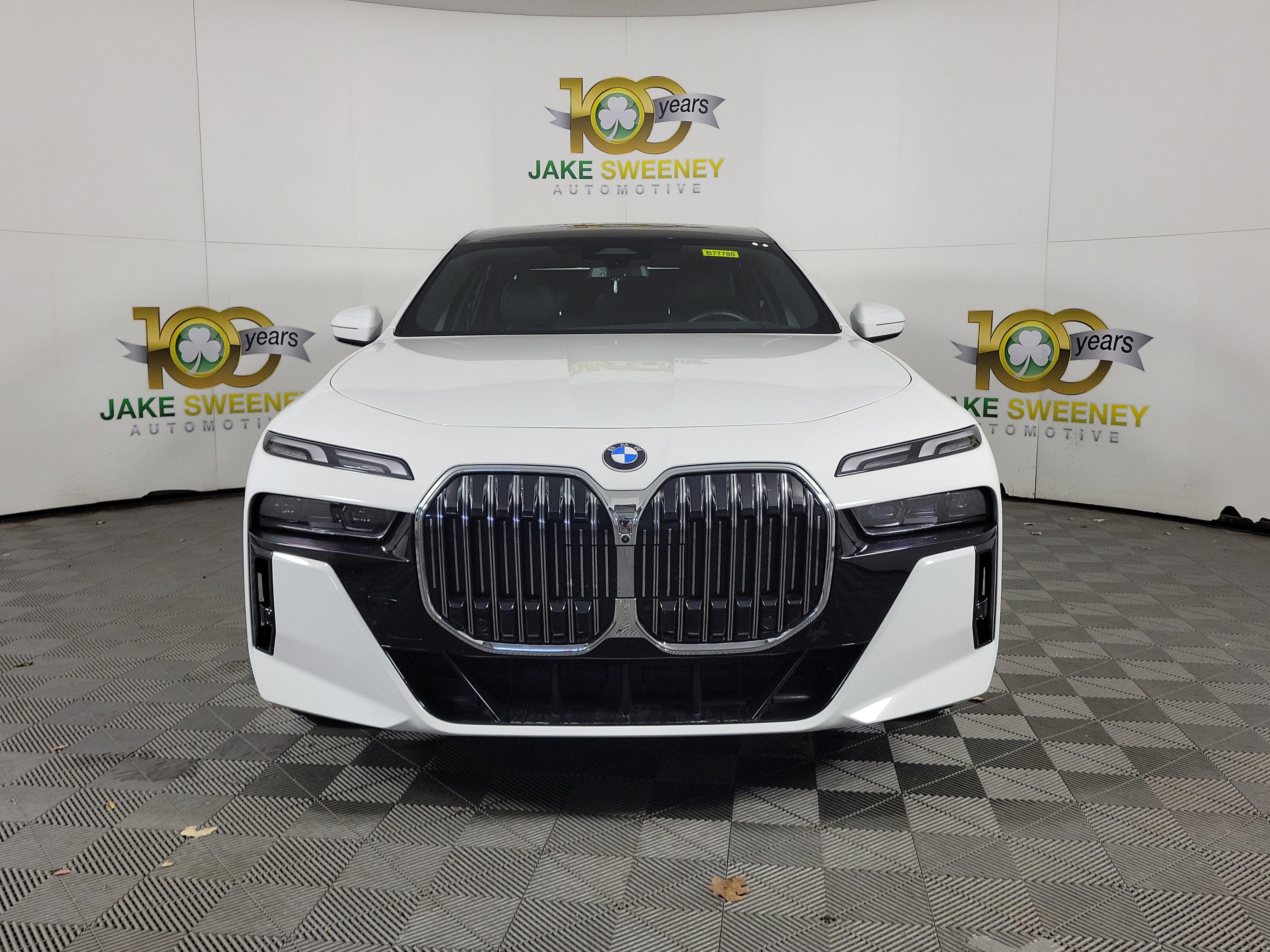 Certified 2025 BMW 740i xDrive image 2