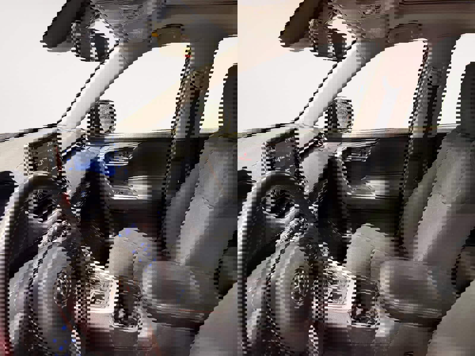 Used 2019 Toyota RAV4 XLE w/ Convenience Package image 10