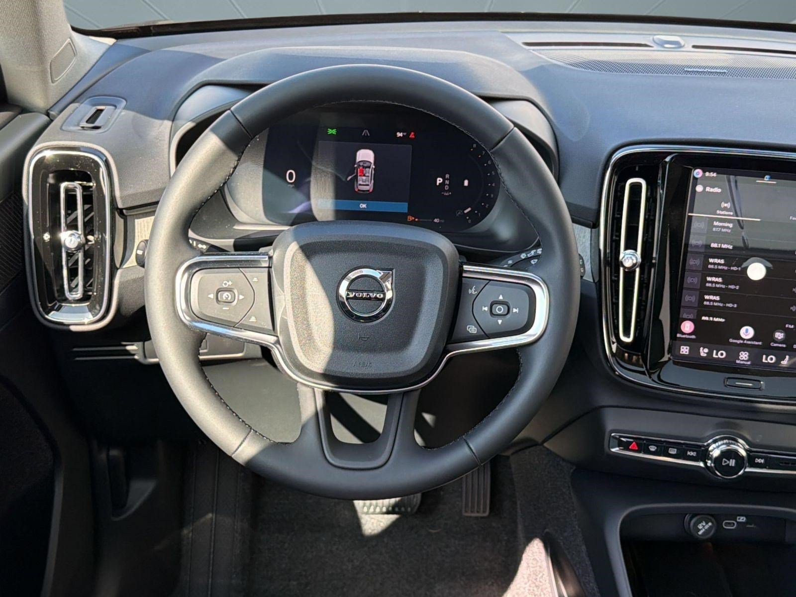 New 2026 Volvo XC40 B5 Ultra w/ Climate Package AWD/4WD image 11
