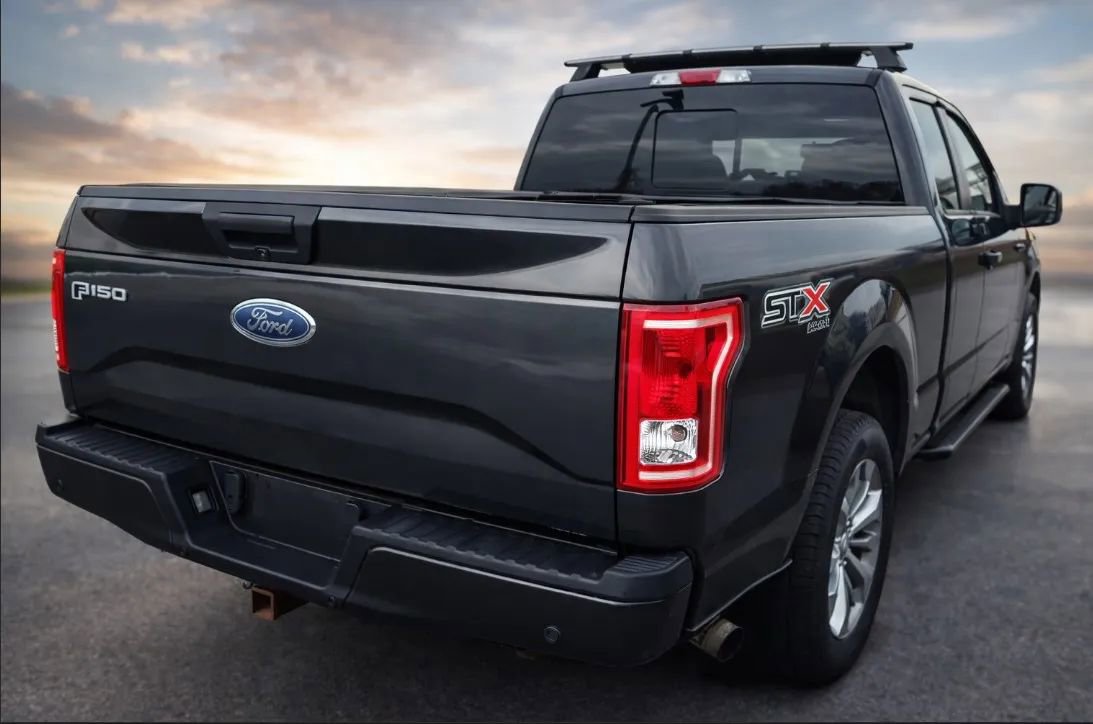 Used 2017 Ford F150 XL w/ Equipment Group 101A Mid image 2