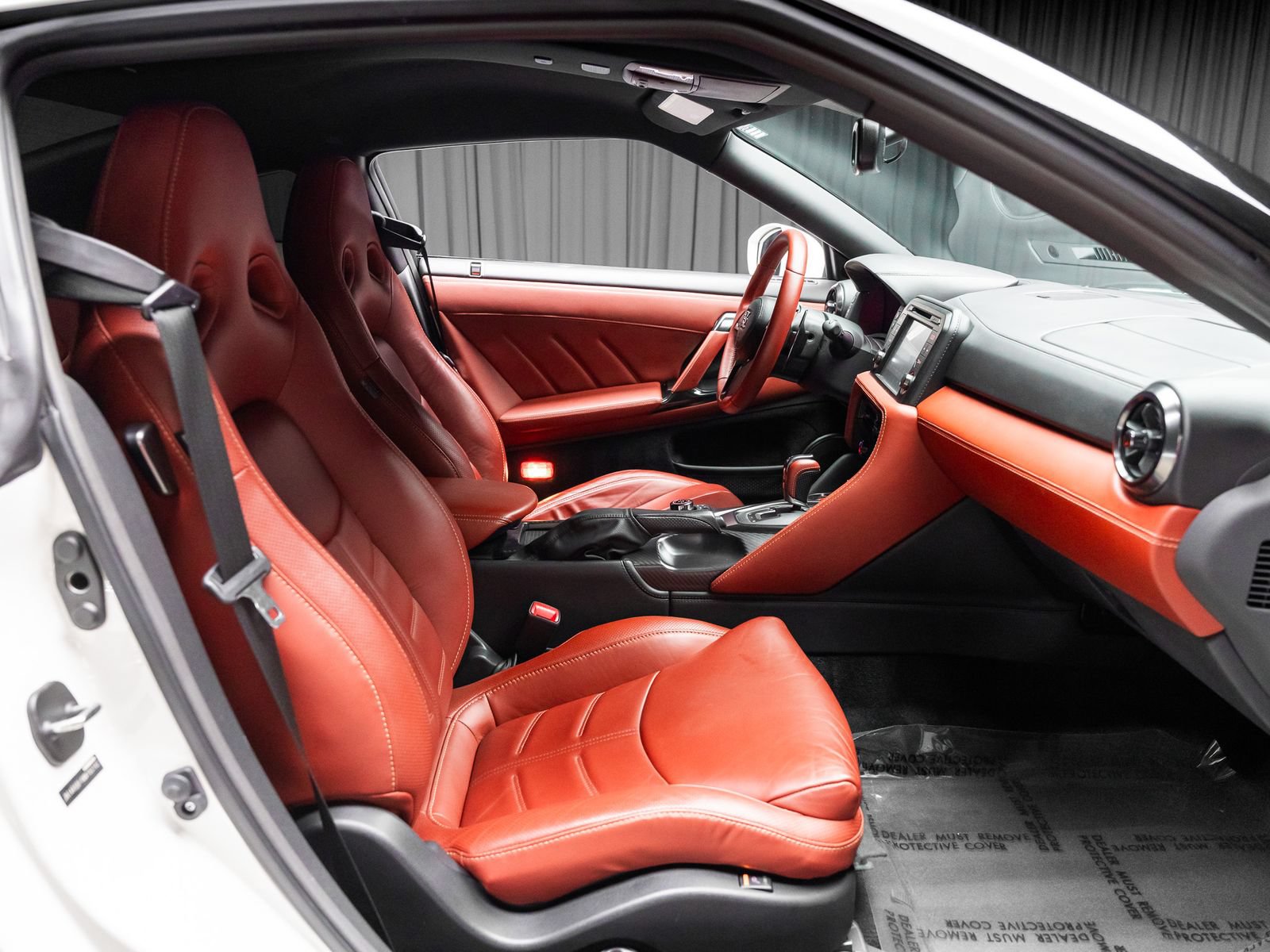 Used 2021 Nissan GT-R Premium AWD/4WD image 65