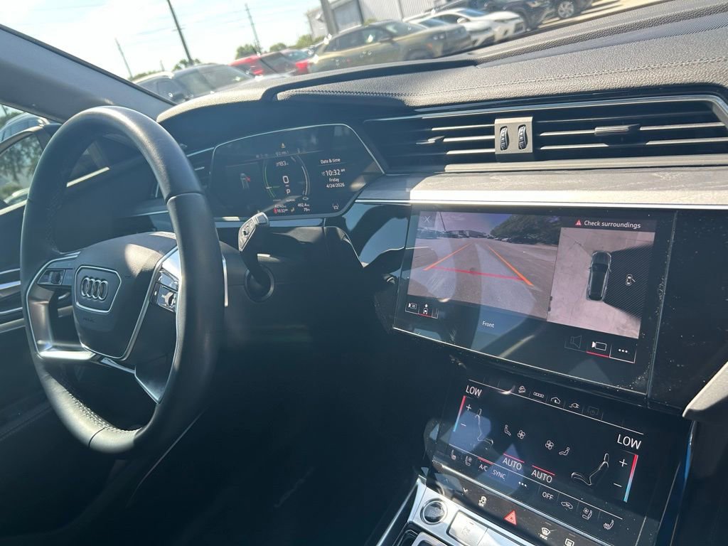 Used 2024 Audi Q8 e-tron Premium Plus w/ Premium Plus Package AWD/4WD image 38