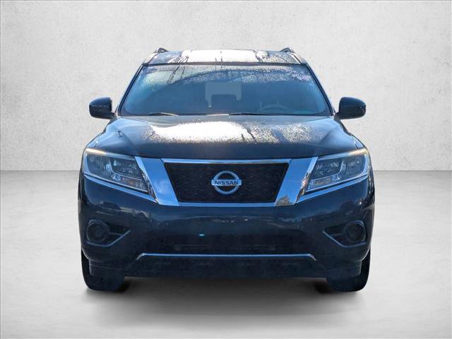 Used 2014 Nissan Pathfinder SV video 2