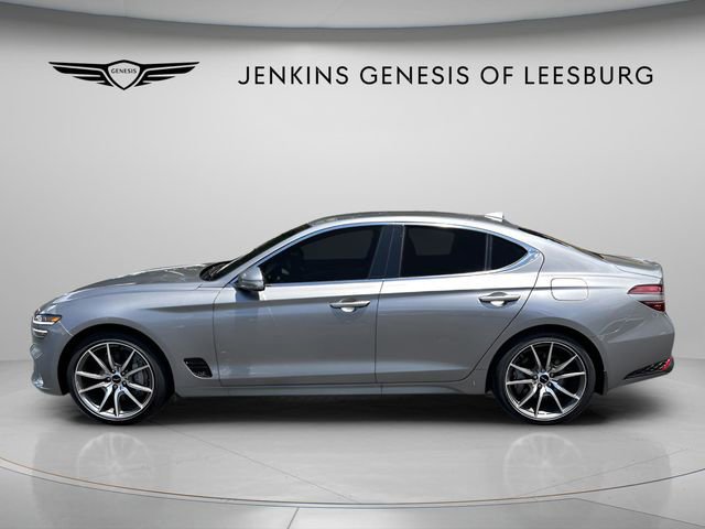 Used 2025 Genesis G70 2.5T RWD image 6