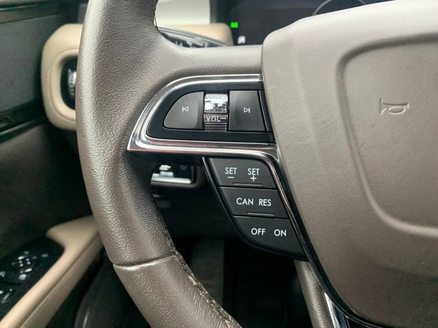 Used 2022 Lincoln Nautilus Standard w/ Premium Package image 25