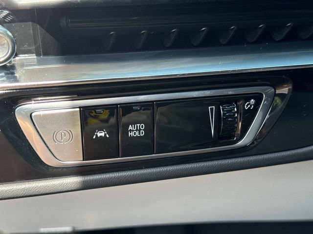 Certified 2024 Cadillac Lyriq Sport AWD/4WD image 27
