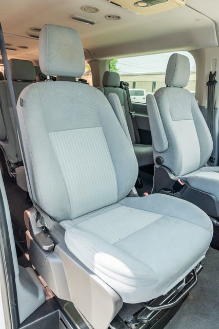 Used 2015 Ford Transit 350 XLT RWD image 38