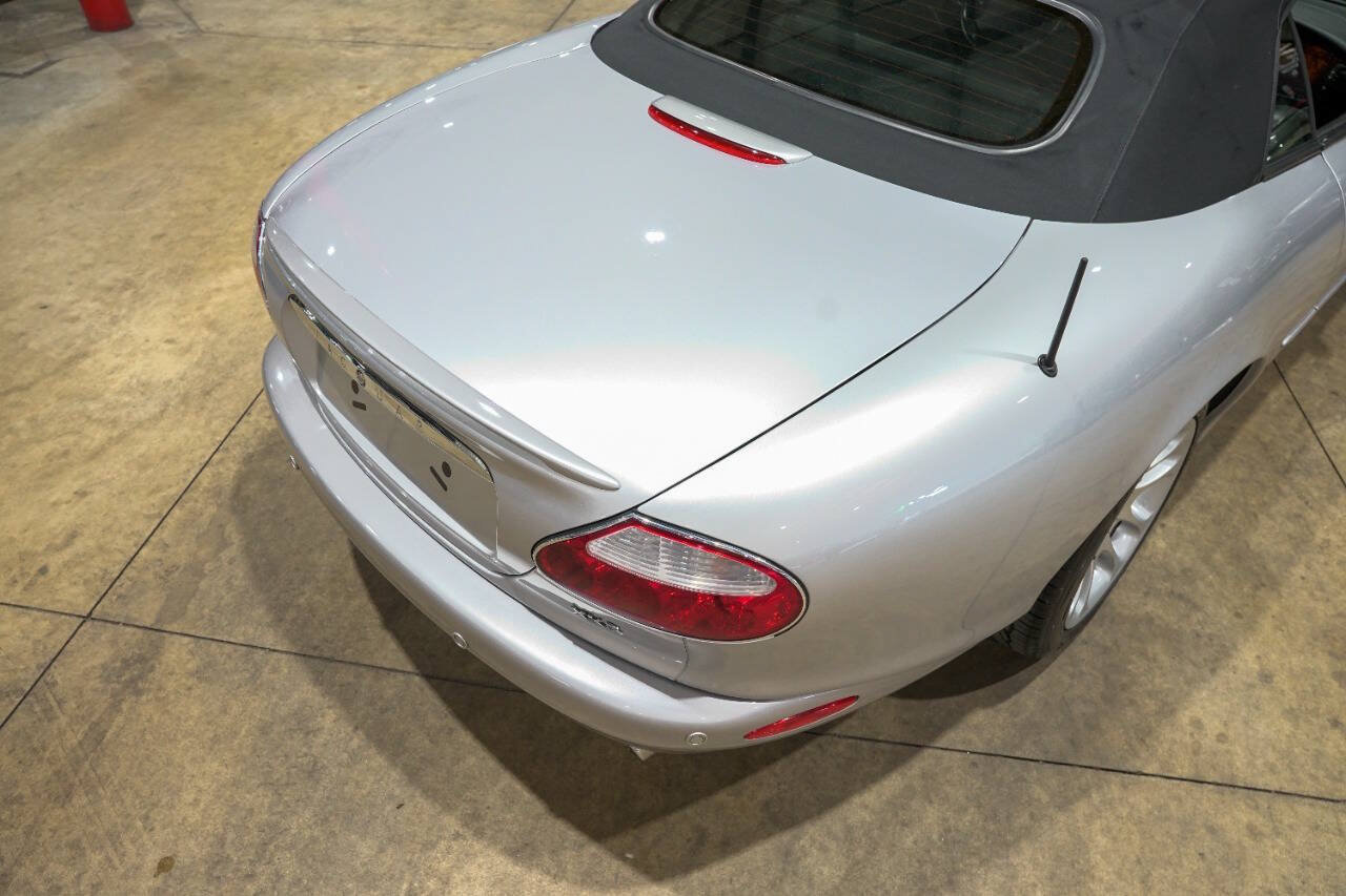 Used 2001 Jaguar XK8 Convertible RWD image 34