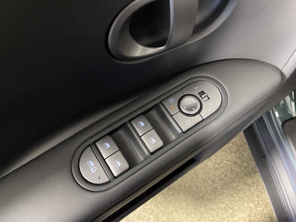 New 2027 Hyundai Ioniq 5 SEL RWD image 18