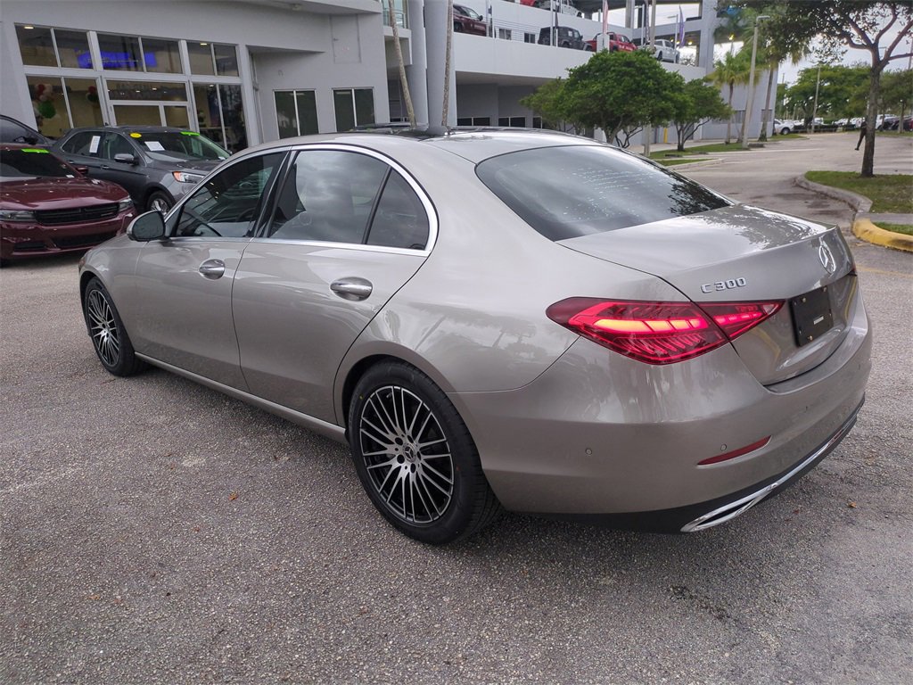 Used 2022 Mercedes-Benz C 300 Sedan image 7