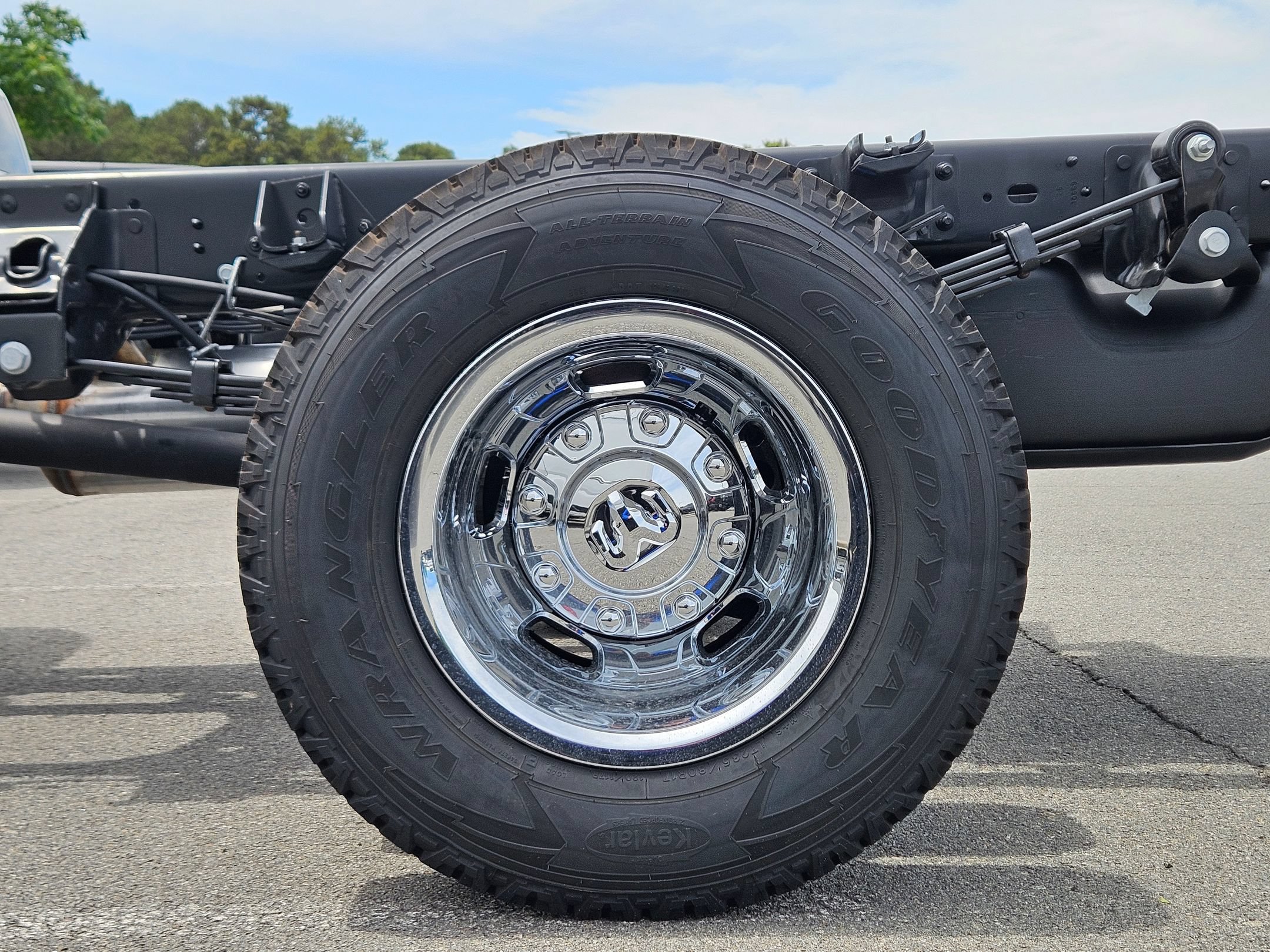 New 2026 RAM 3500 Tradesman AWD/4WD image 24