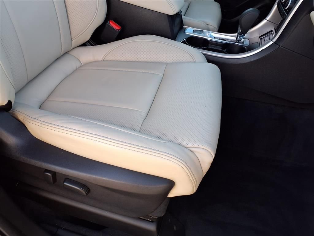 Certified 2022 Subaru Ascent Limited w/ Technology Package image 20