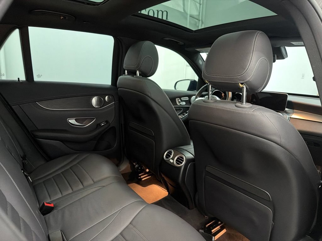 Used 2021 Mercedes-Benz GLC 43 AMG 4MATIC image 30