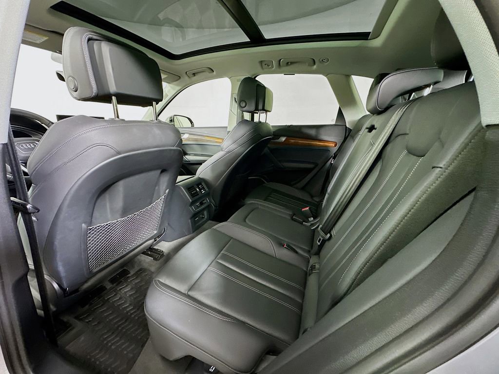 Certified 2023 Audi Q5 e Premium Plus w/ Premium Plus Package image 4