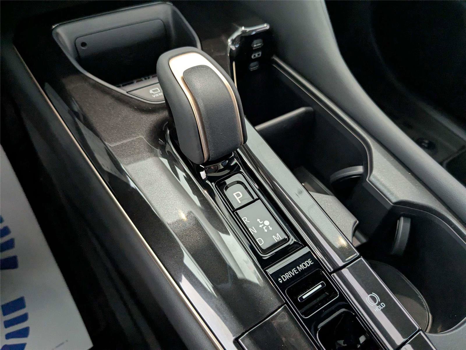 New 2026 Toyota Crown Platinum image 16