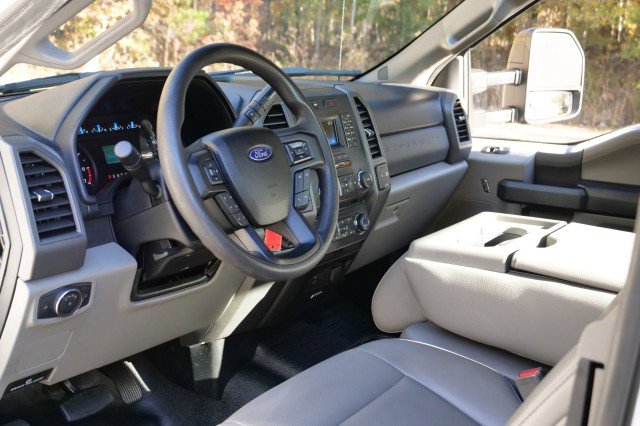 Used 2017 Ford F350 XL w/ Power Equipment Group image 2