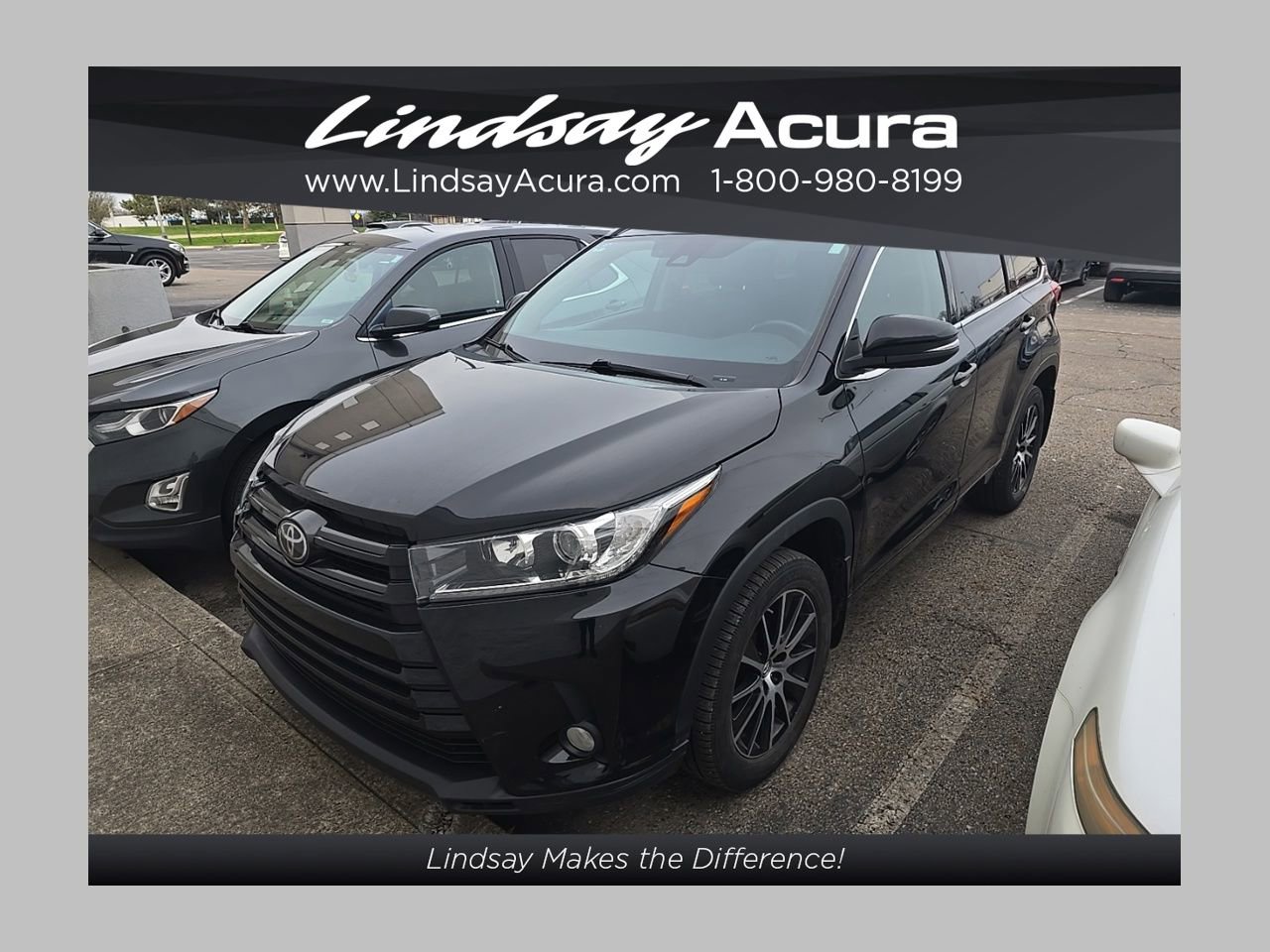 Used 2018 Toyota Highlander SE image 1