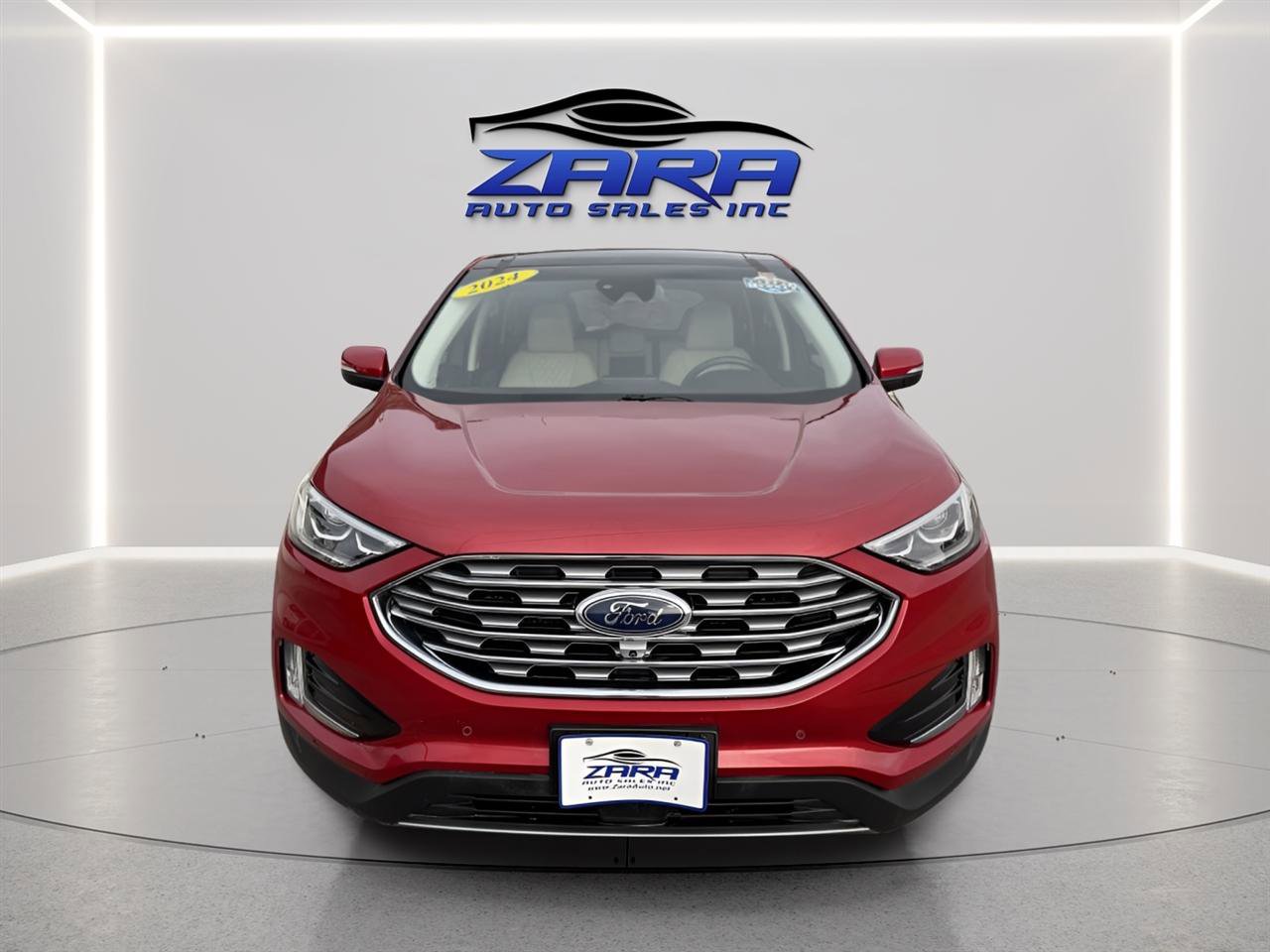 Used 2024 Ford Edge Titanium w/ Equipment Group 301A image 9