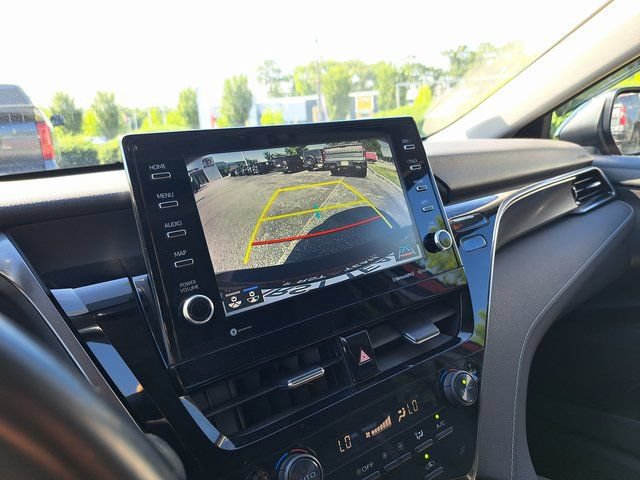 Used 2023 Toyota Camry XSE FWD image 17