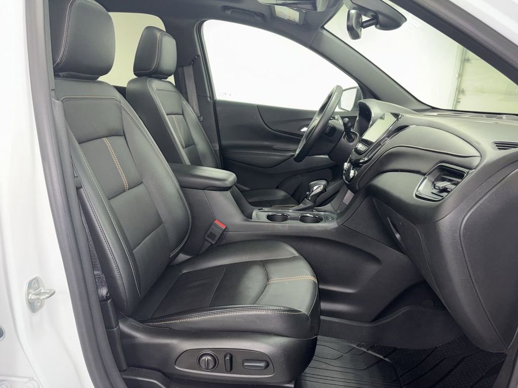 Used 2023 Chevrolet Equinox Premier image 22