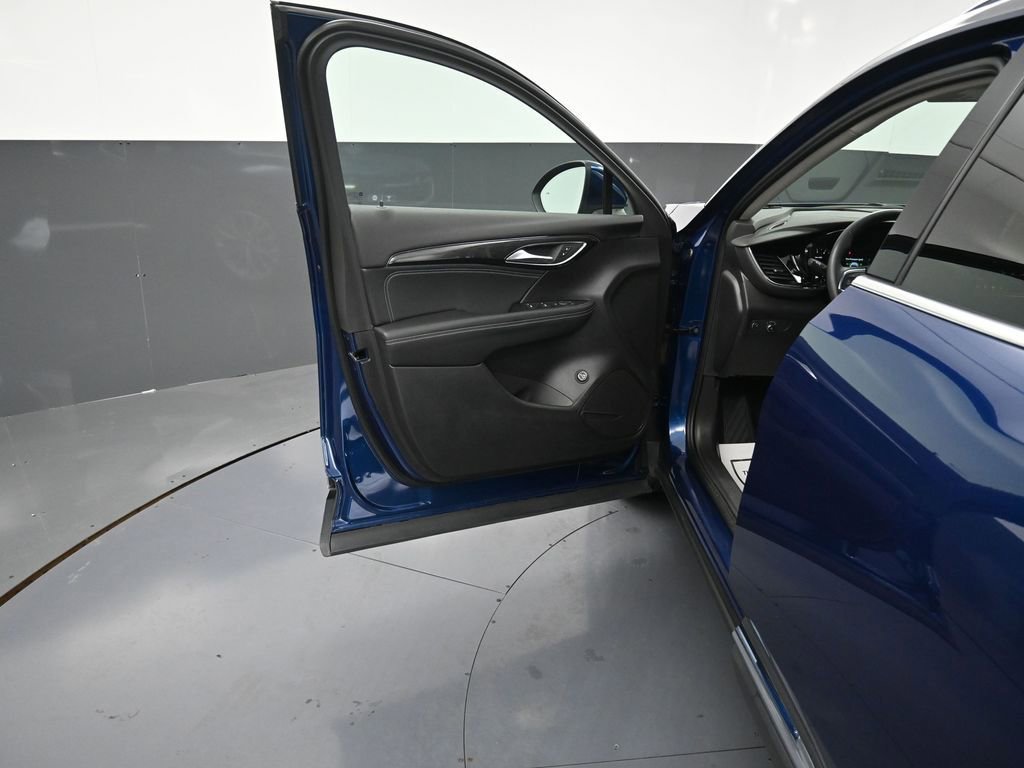 Used 2022 Buick Envision Preferred image 24