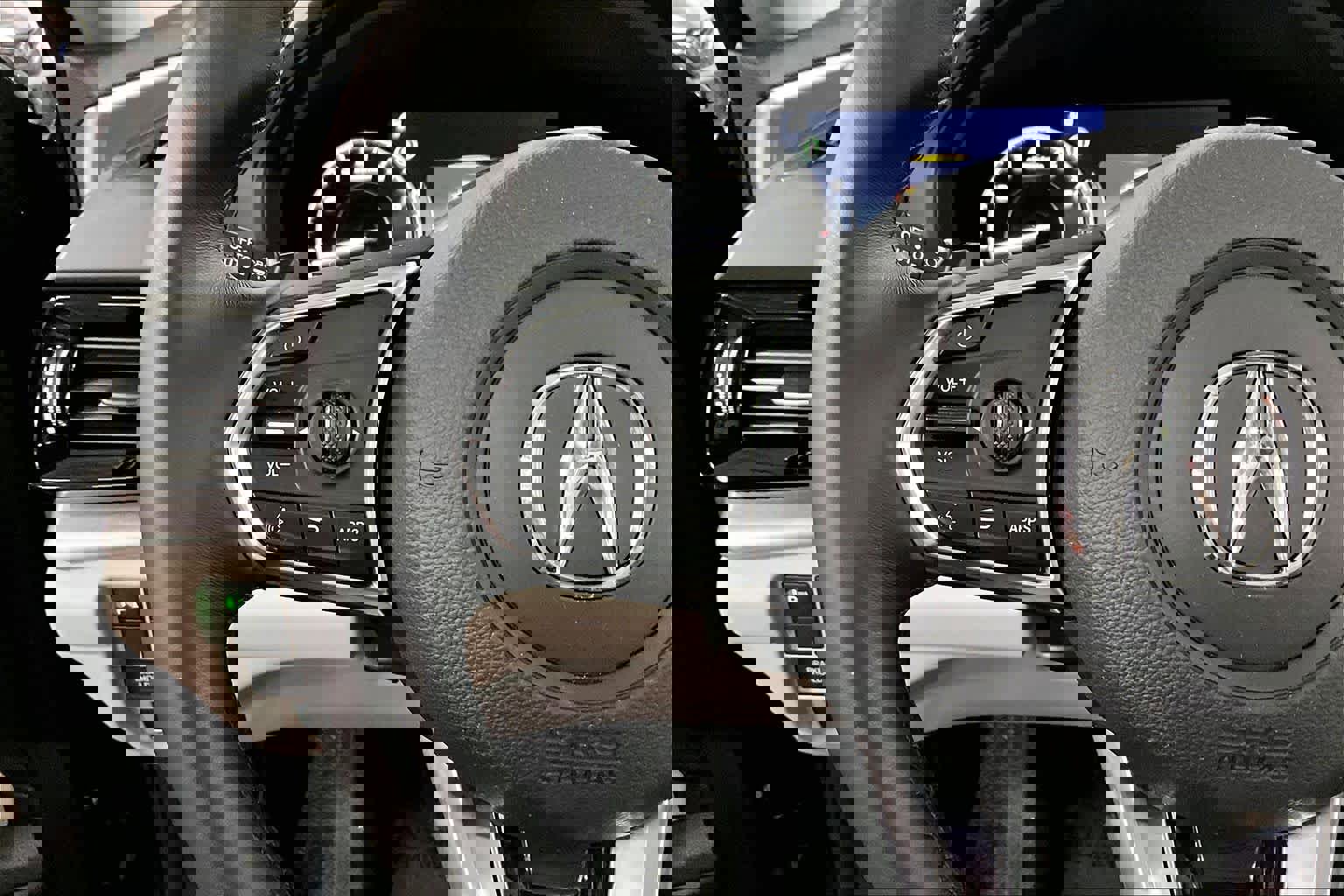 Used 2025 Acura RDX SH-AWD w/ Technology Package image 24