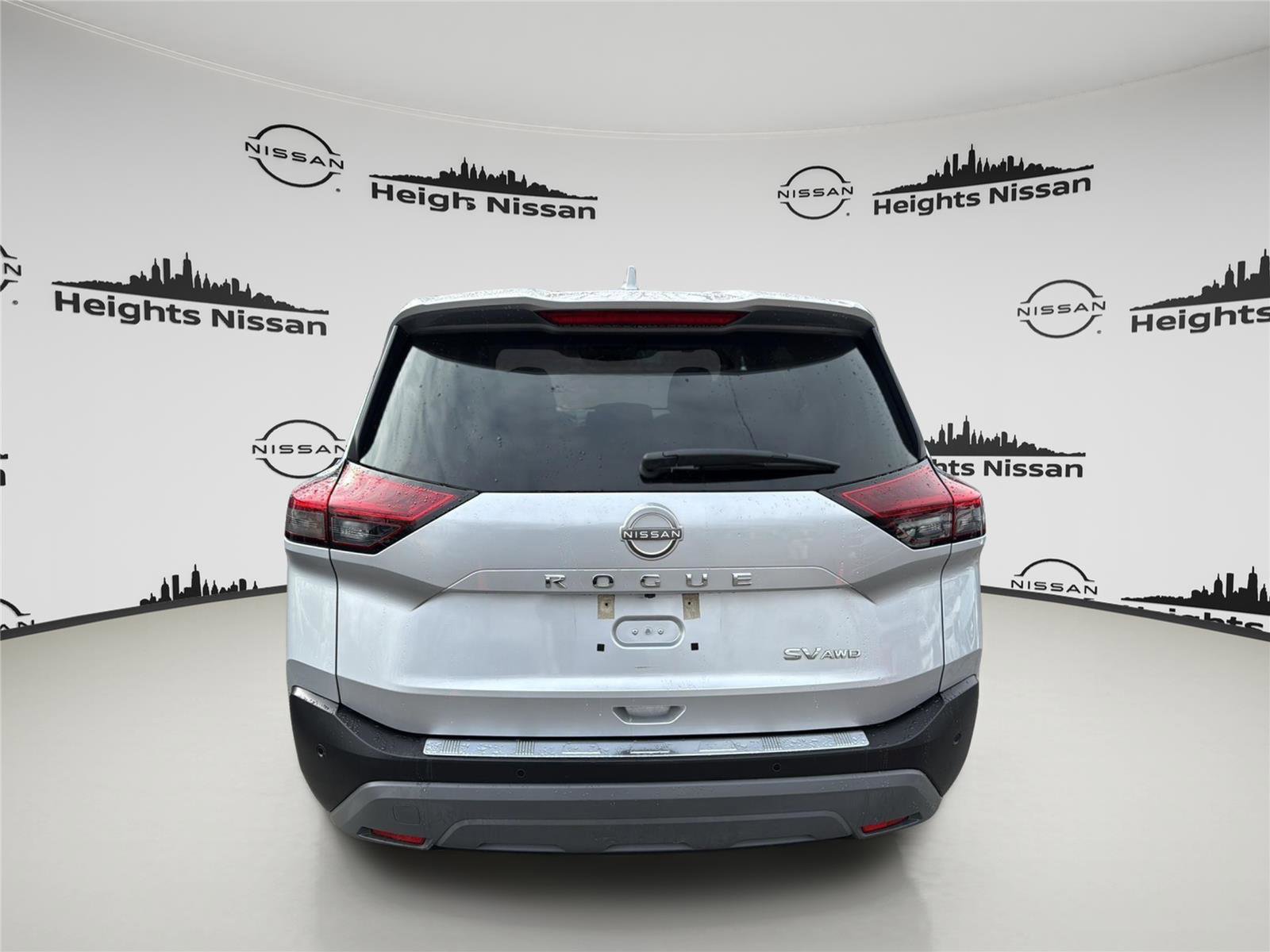 Used 2022 Nissan Rogue SV image 4