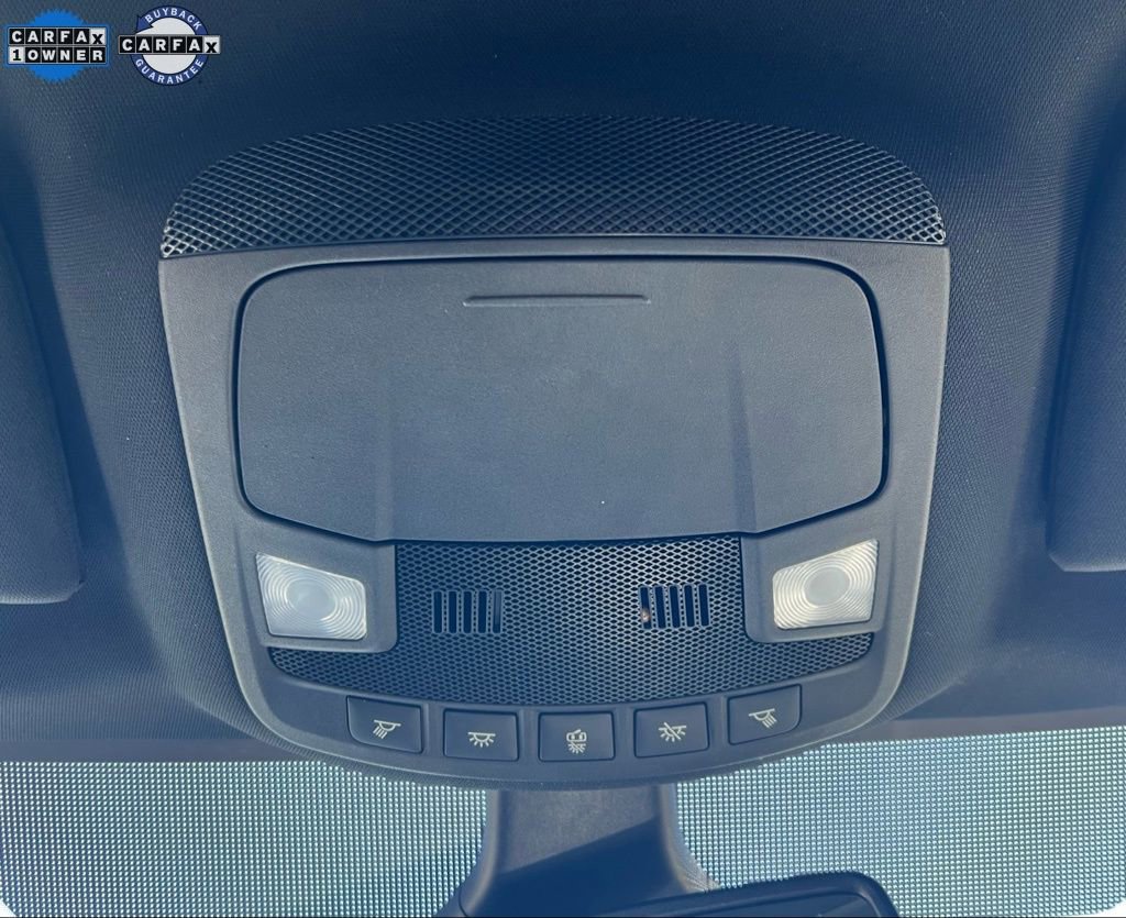 Used 2022 Ford Edge ST image 18