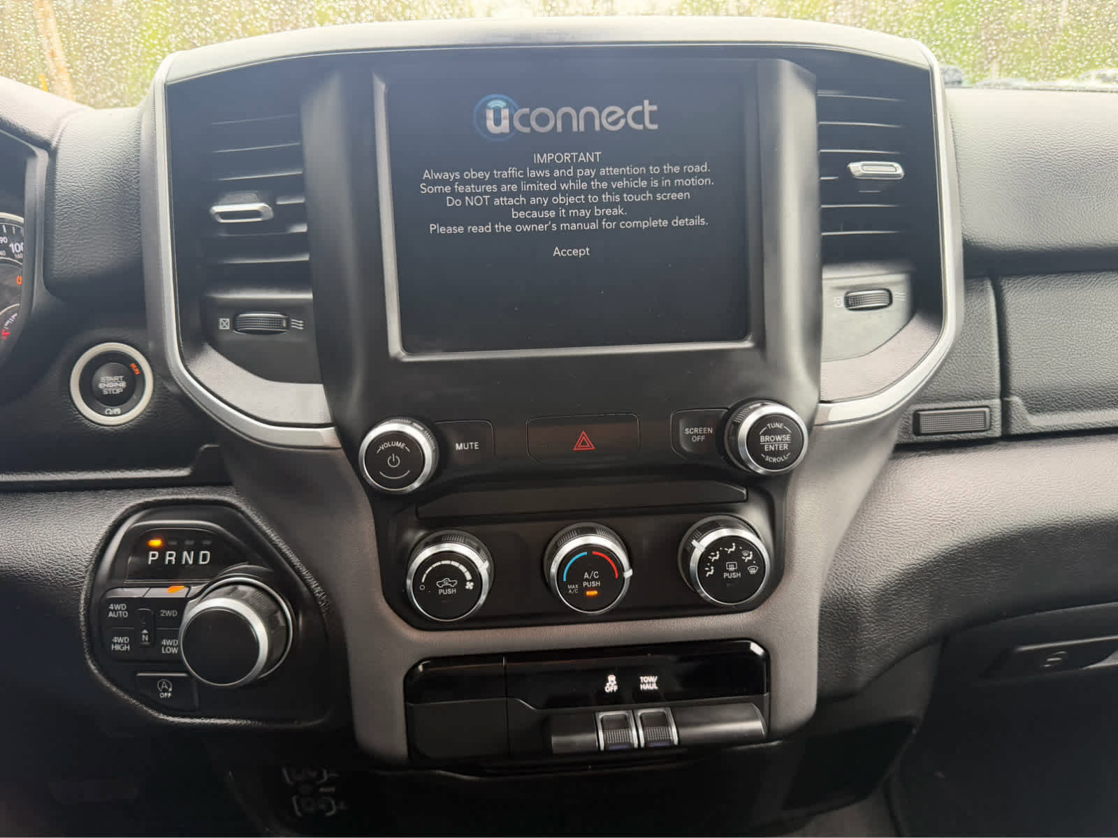 Used 2020 RAM 1500 Big Horn AWD/4WD image 18