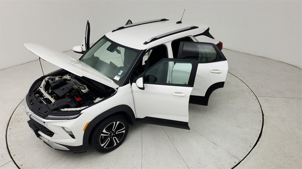 Certified 2024 Chevrolet TrailBlazer LT w/ Driver Confidence Package image 42