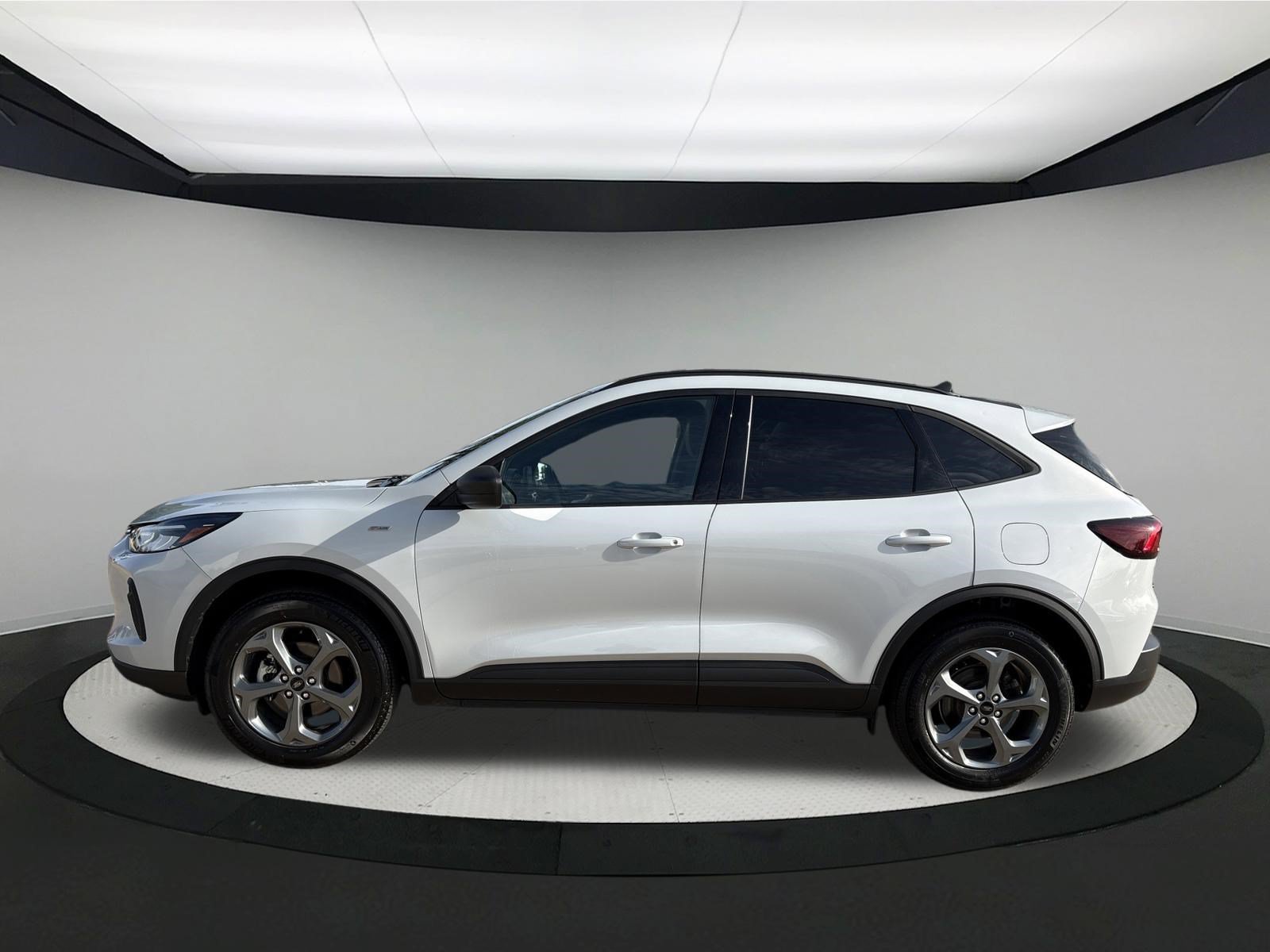Used 2025 Ford Escape ST-Line AWD/4WD image 4
